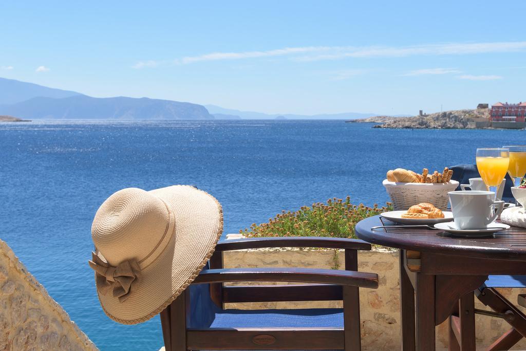 Villa Admiral'S House Chalki Town Exterior foto