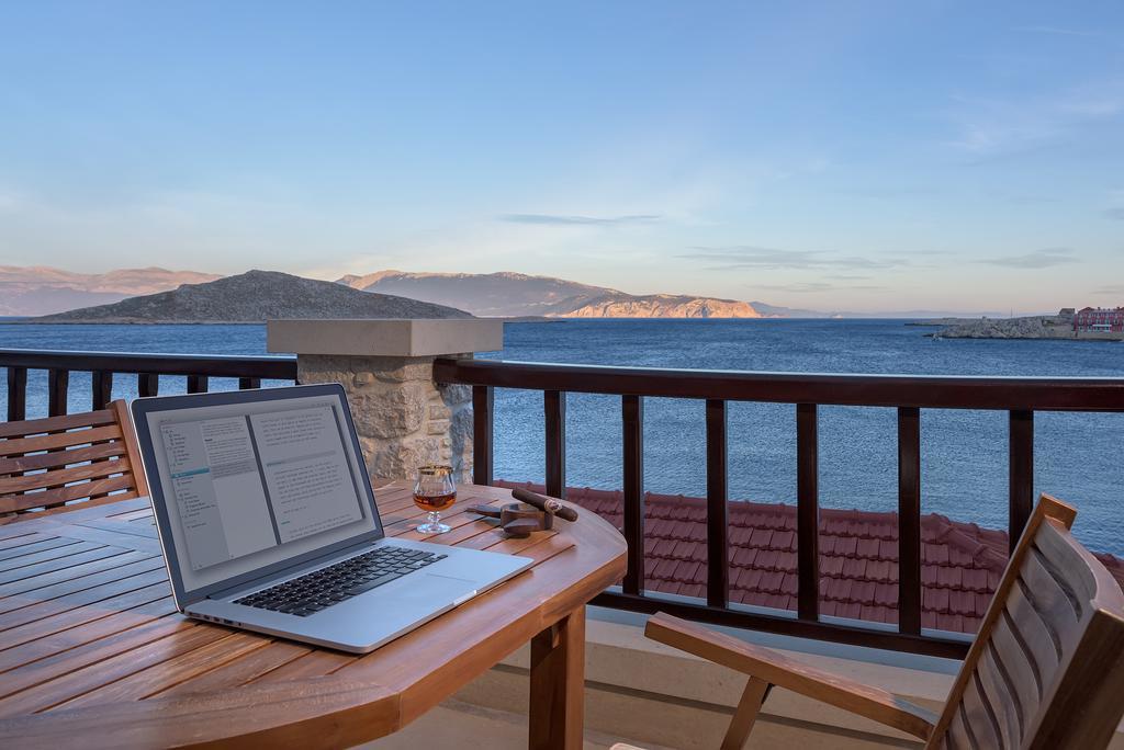 Villa Admiral'S House Chalki Town Exterior foto