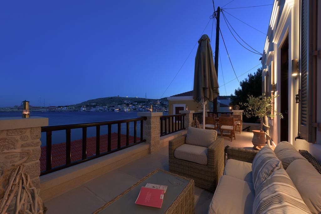 Villa Admiral'S House Chalki Town Exterior foto